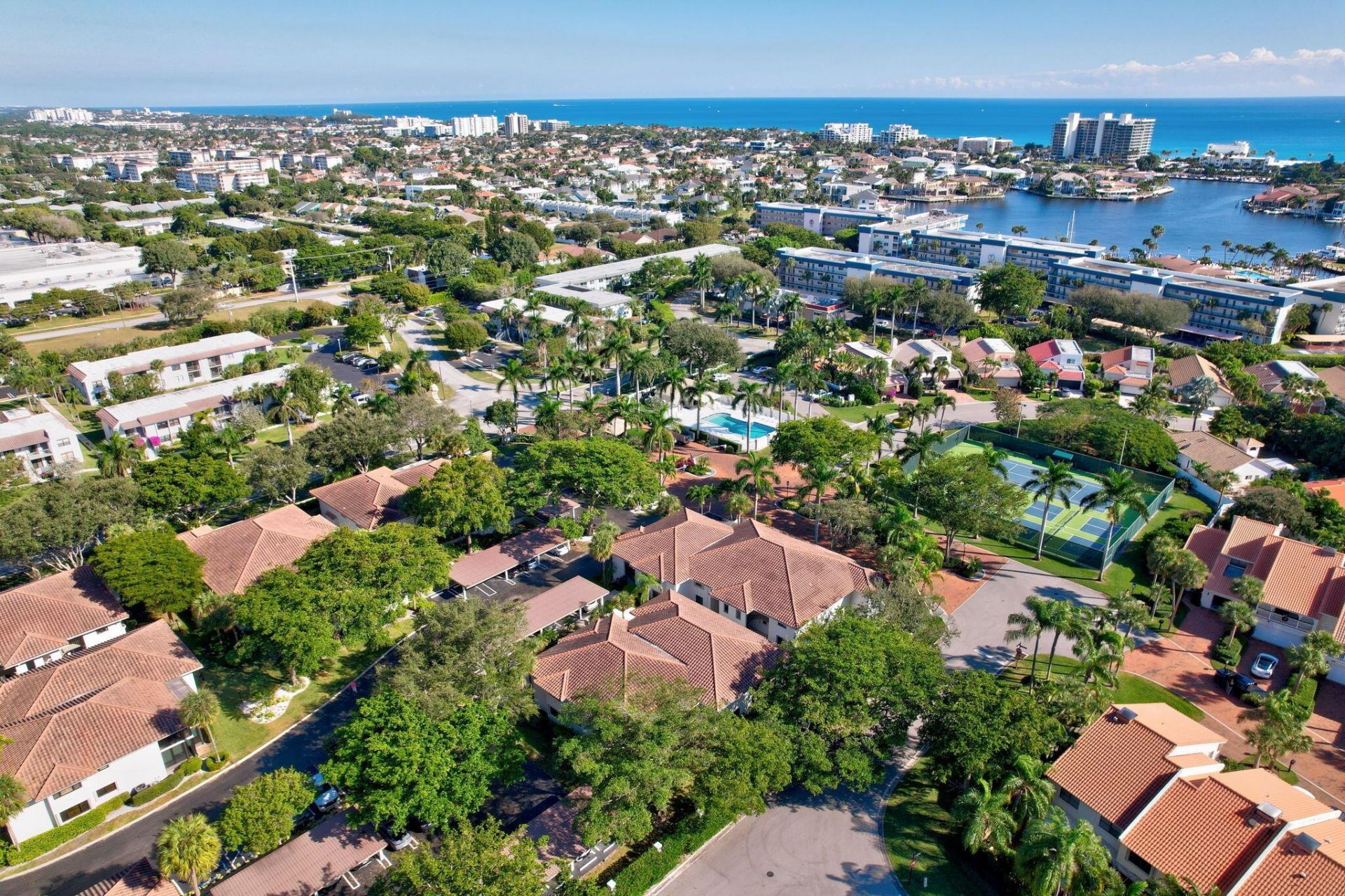 100 Pelican Pointe Drive, Unit 101, Delray Beach, FL 33483 Photo