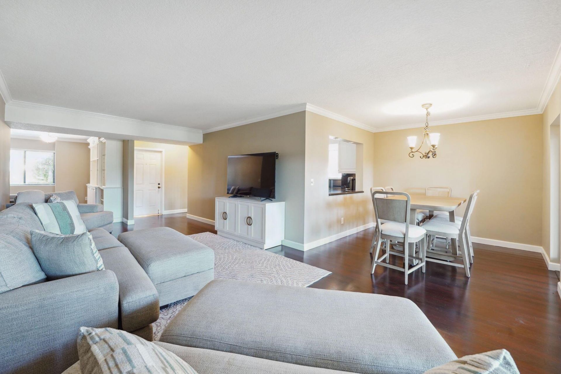 100 Pelican Pointe Drive, Unit 101, Delray Beach, FL 33483 Photo