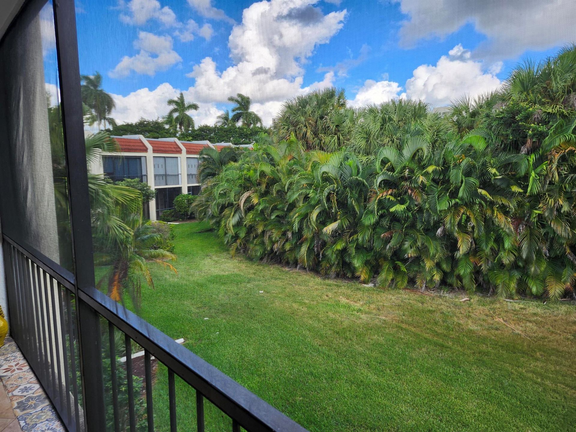 1707 Consulate Place, Unit 202, West Palm Beach, FL 33401 Photo