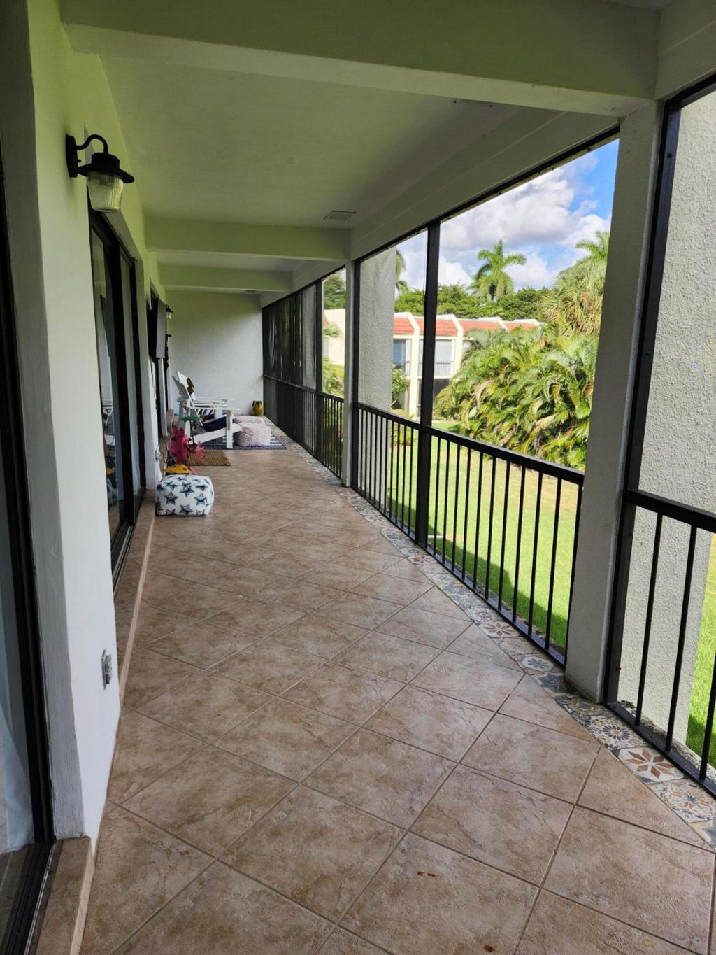 1707 Consulate Place, Unit 202, West Palm Beach, FL 33401 Photo