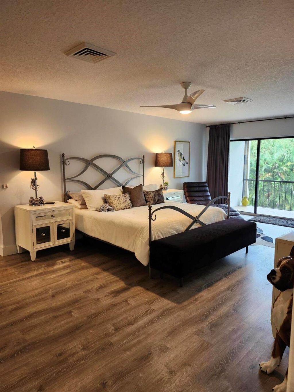 1707 Consulate Place, Unit 202, West Palm Beach, FL 33401 Photo