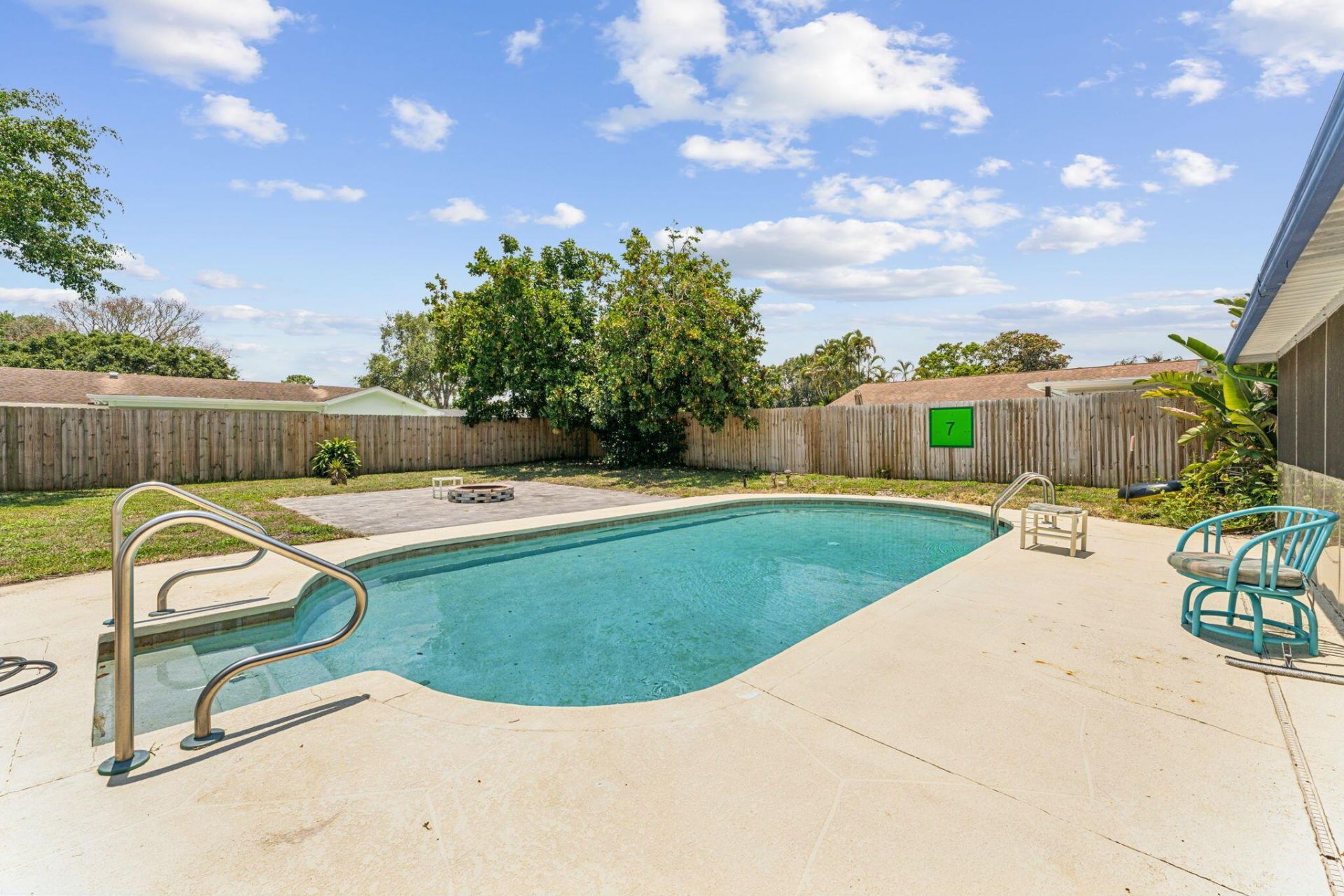 4194 Honeysuckle Avenue, Palm Beach Gardens, FL 33410 Photo