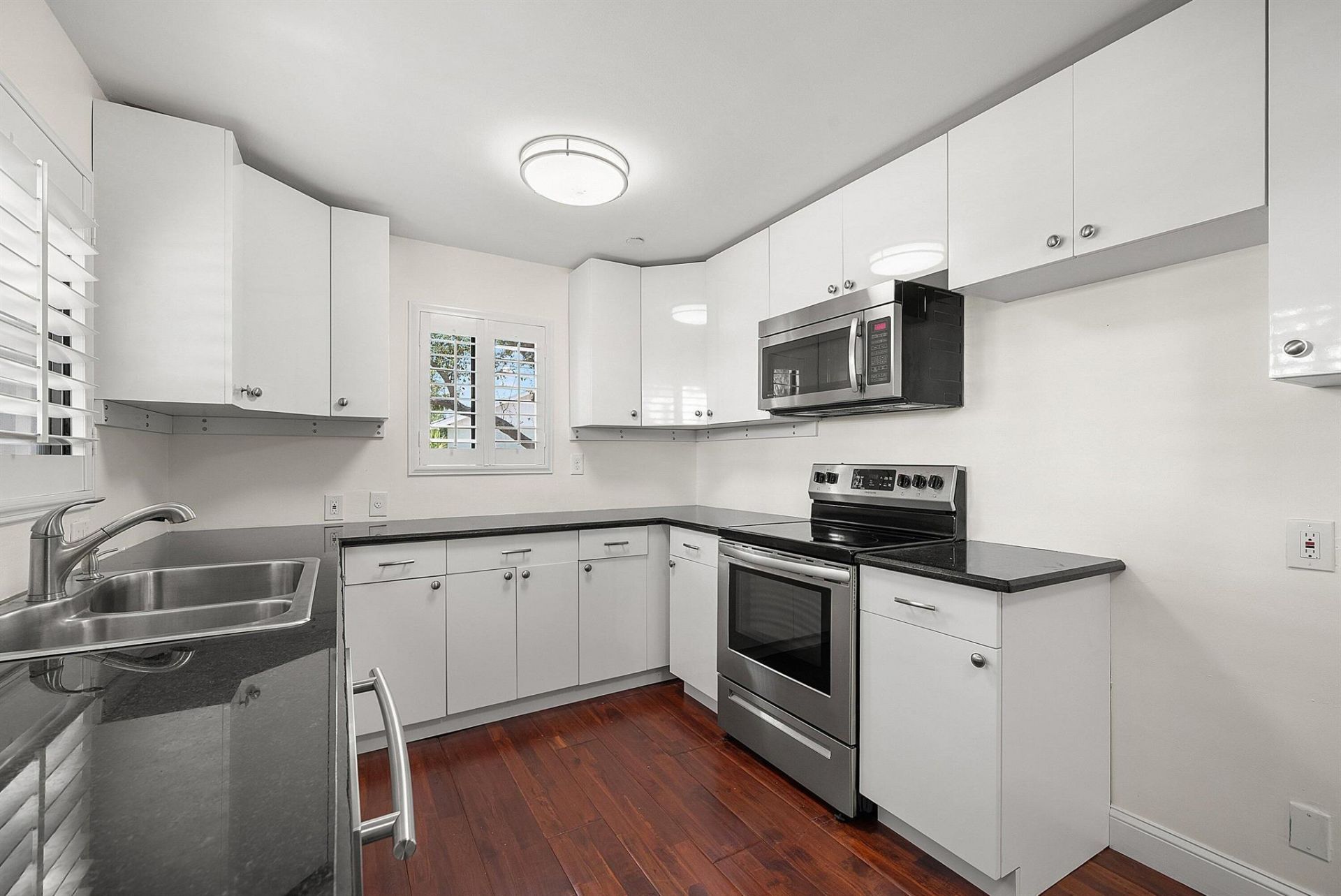 112 SE 10th Street, Delray Beach, FL 33483 Photo