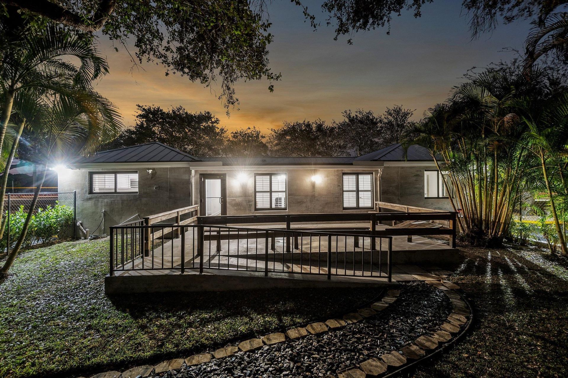 112 SE 10th Street, Delray Beach, FL 33483 Photo