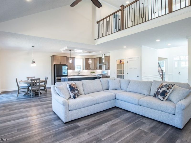 34286 Brookside Lane, North Ridgeville, OH 44039 Photo 4