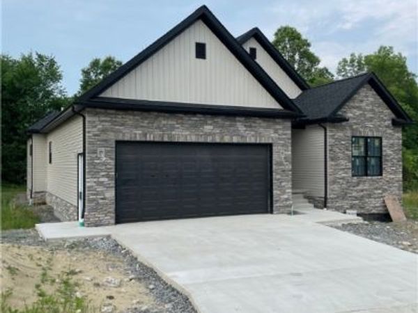 71 Villa Theresa Lane, Canfield, OH 44406