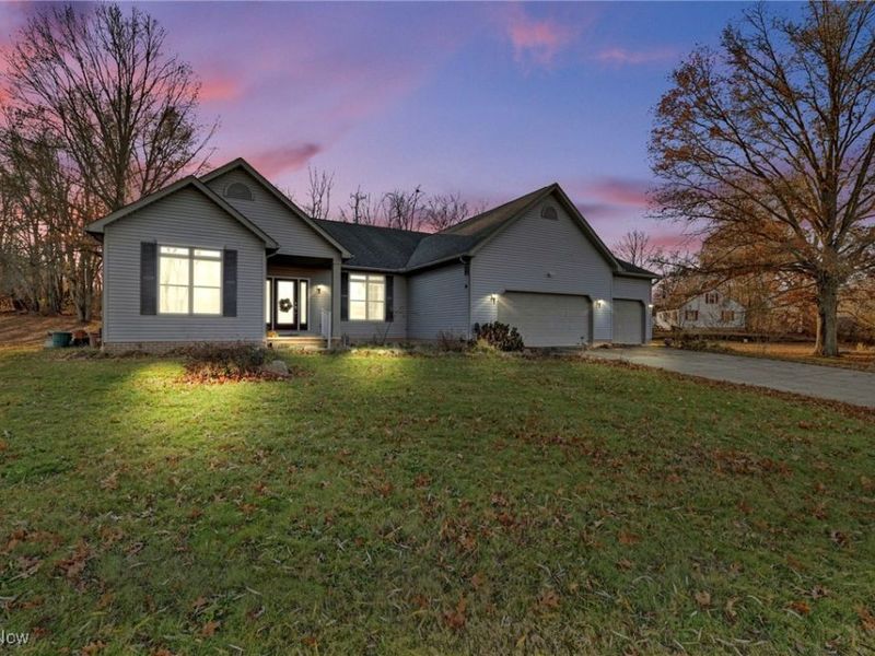 2690 Mayfair Road, Akron, OH 44312 Photo 3