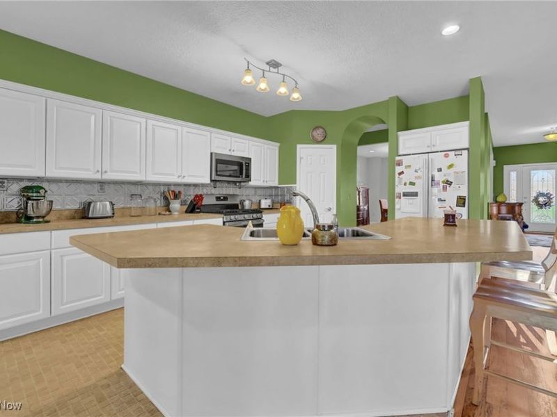 2690 Mayfair Road, Akron, OH 44312 Photo 7