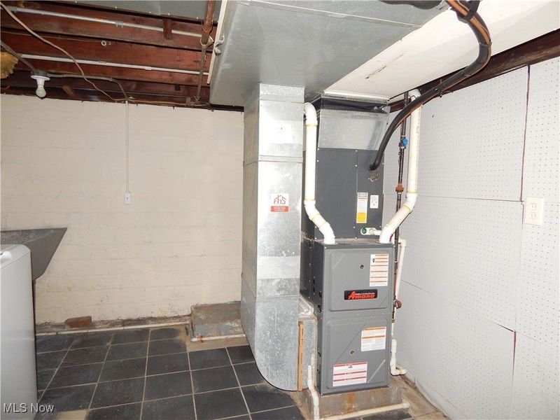 20330 S Lake Shore Boulevard, Euclid, OH 44123 Photo 23