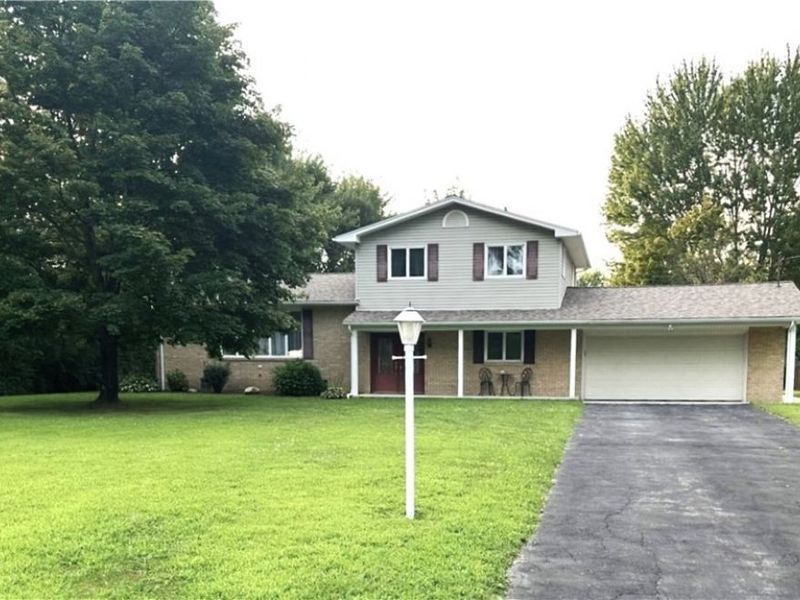 7085 Sunnydell Drive, Brookfield, OH 44403 Photo 2