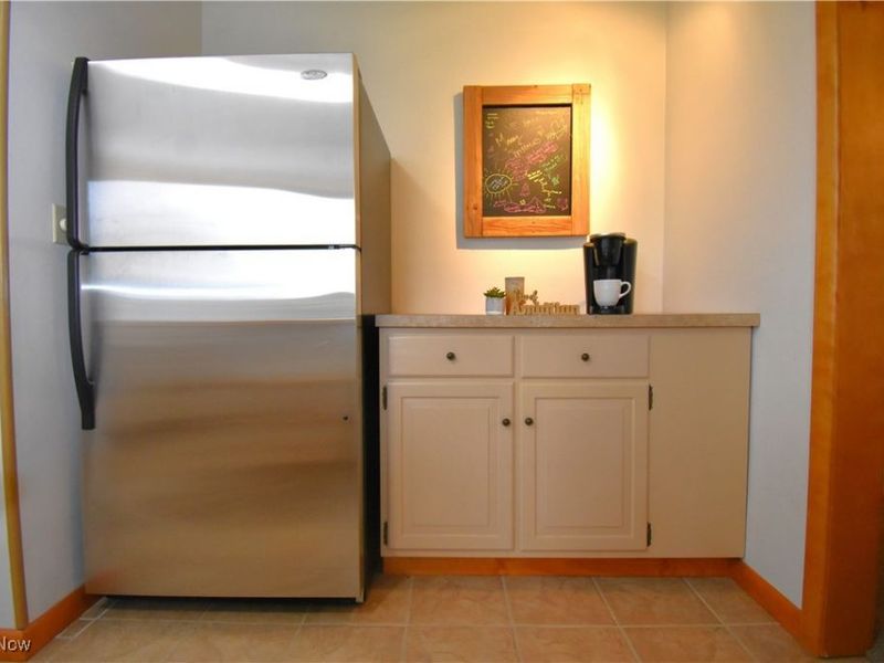 7085 Sunnydell Drive, Brookfield, OH 44403 Photo 22