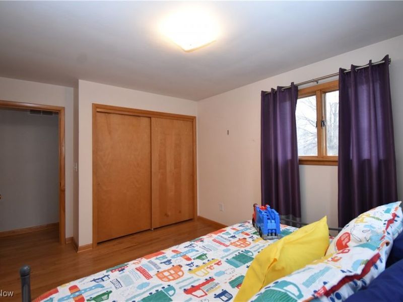 7085 Sunnydell Drive, Brookfield, OH 44403 Photo 32