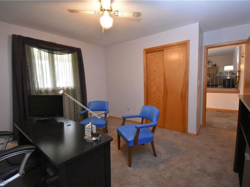 7085 Sunnydell Drive, Brookfield, OH 44403 Photo 37