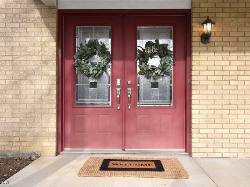 7085 Sunnydell Drive, Brookfield, OH 44403 Photo 9