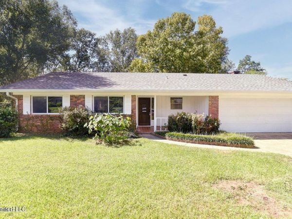 15299 Oakwood Court, Gulfport, MS 39503