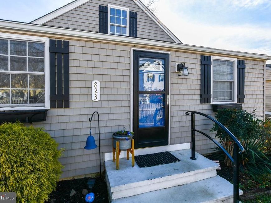 823 Selby Boulevard, Edgewater, MD 21037 Main Photo