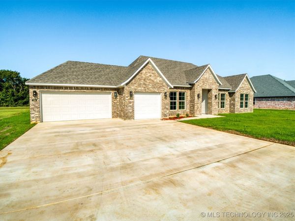 134 Rancho Sol, Durant, OK 74701