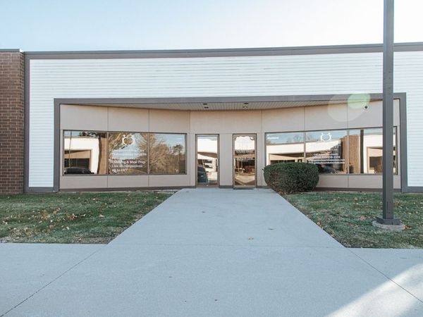 2400 86th Street , Unit 5,6, Urbandale, IA 50322