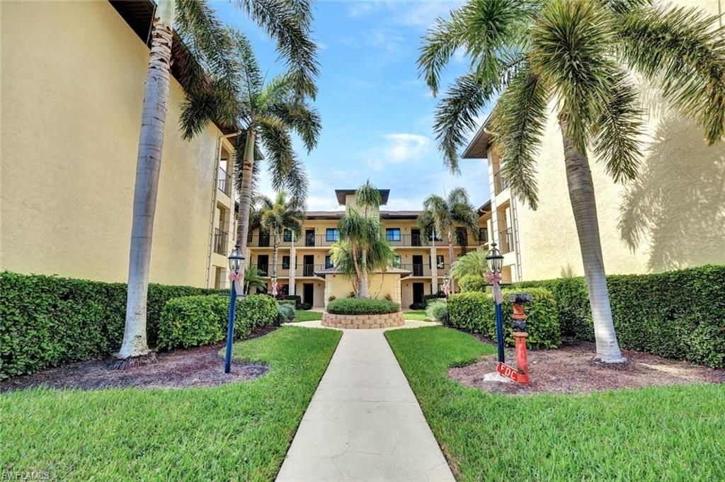 228 Fox Glen Dr, Unit 3203, Naples, FL 34104 Main Photo