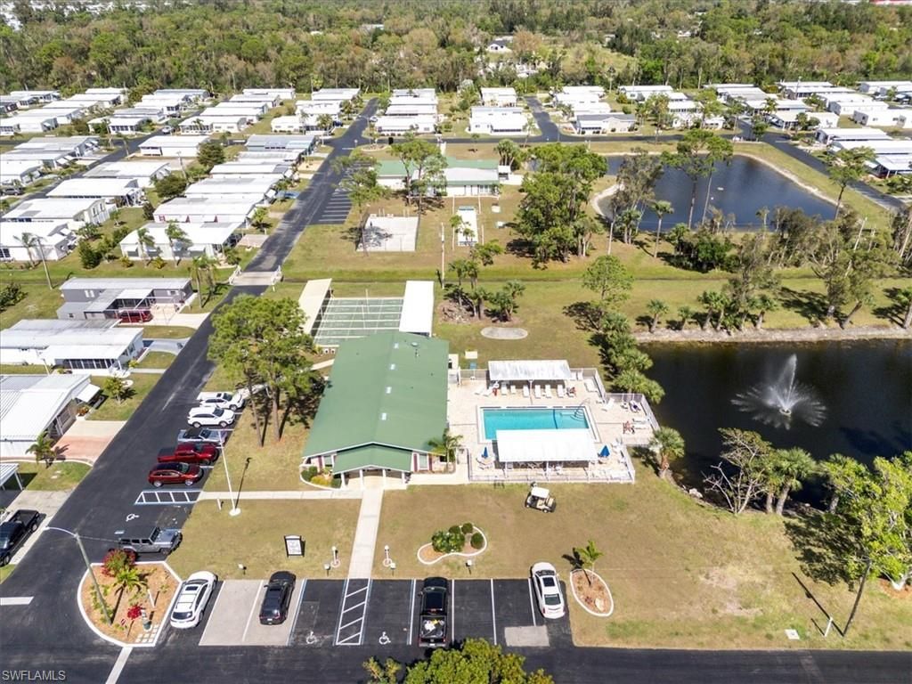 952 Days Ln, North Fort Myers, FL 33917 Photo