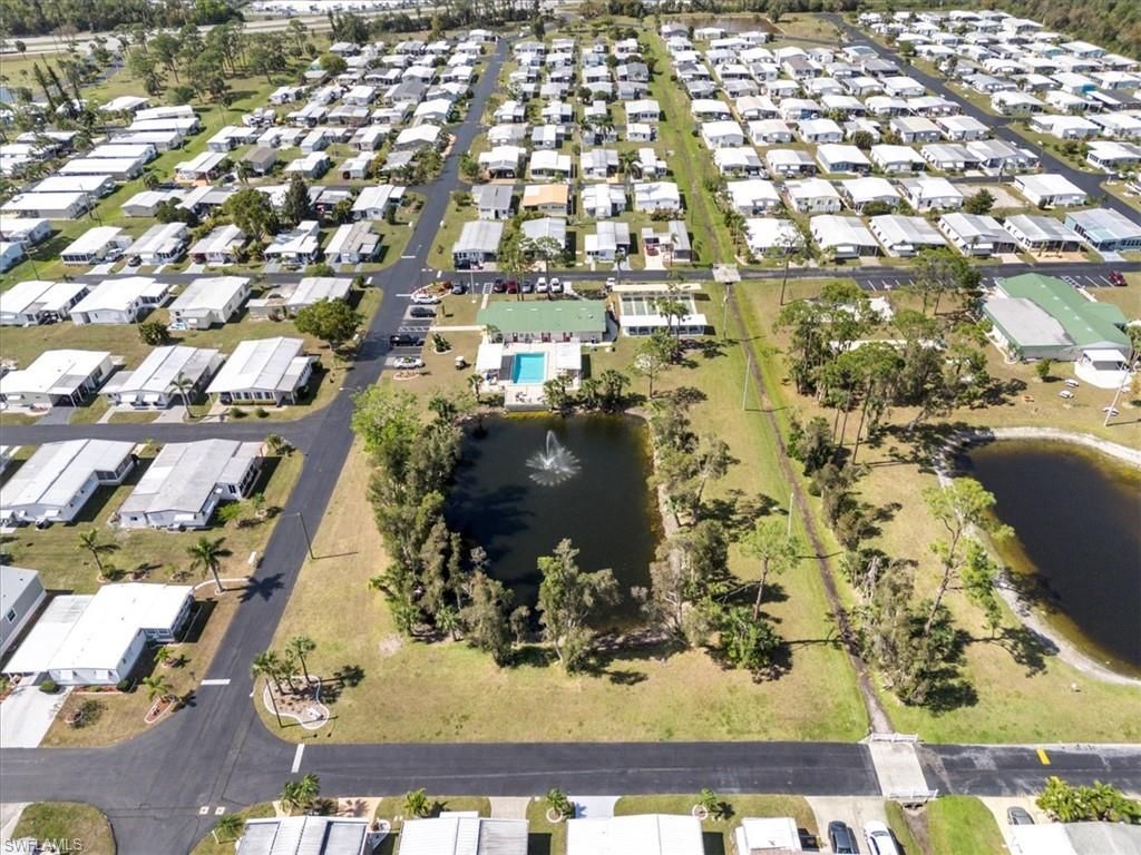 952 Days Ln, North Fort Myers, FL 33917 Photo