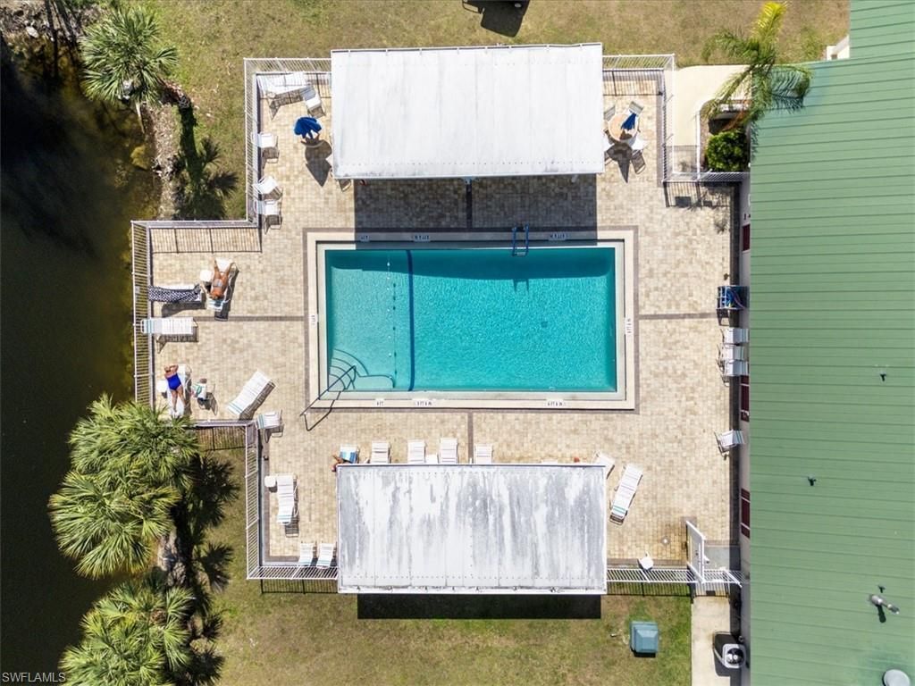 952 Days Ln, North Fort Myers, FL 33917 Photo