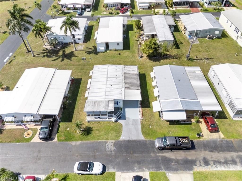 952 Days Ln, North Fort Myers, FL 33917 Photo