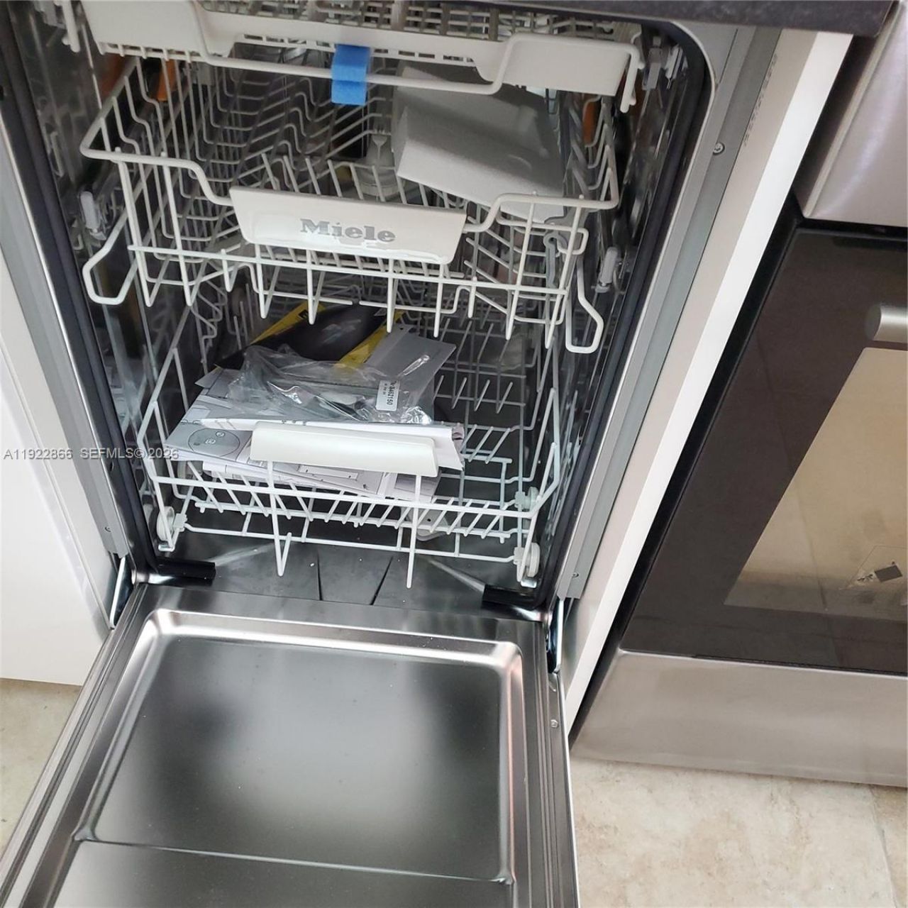 9978 N Belfort Cir, Unit 206, Tamarac, FL 33321 Photo