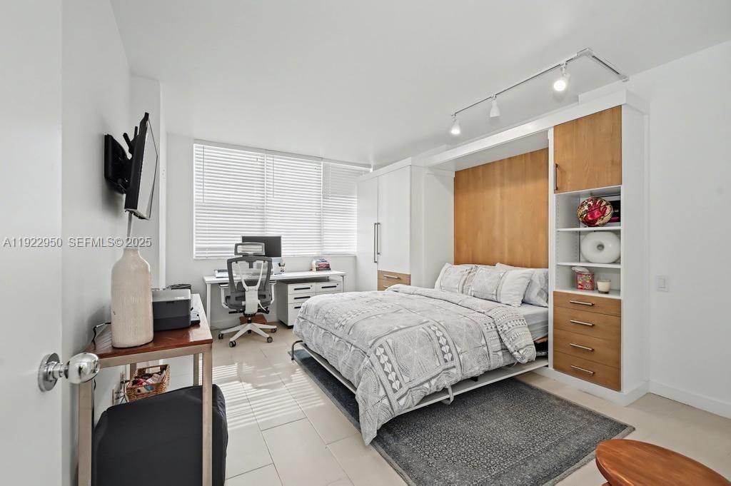 3301 NE 5th Ave, Unit 814, Miami, FL 33137 Photo