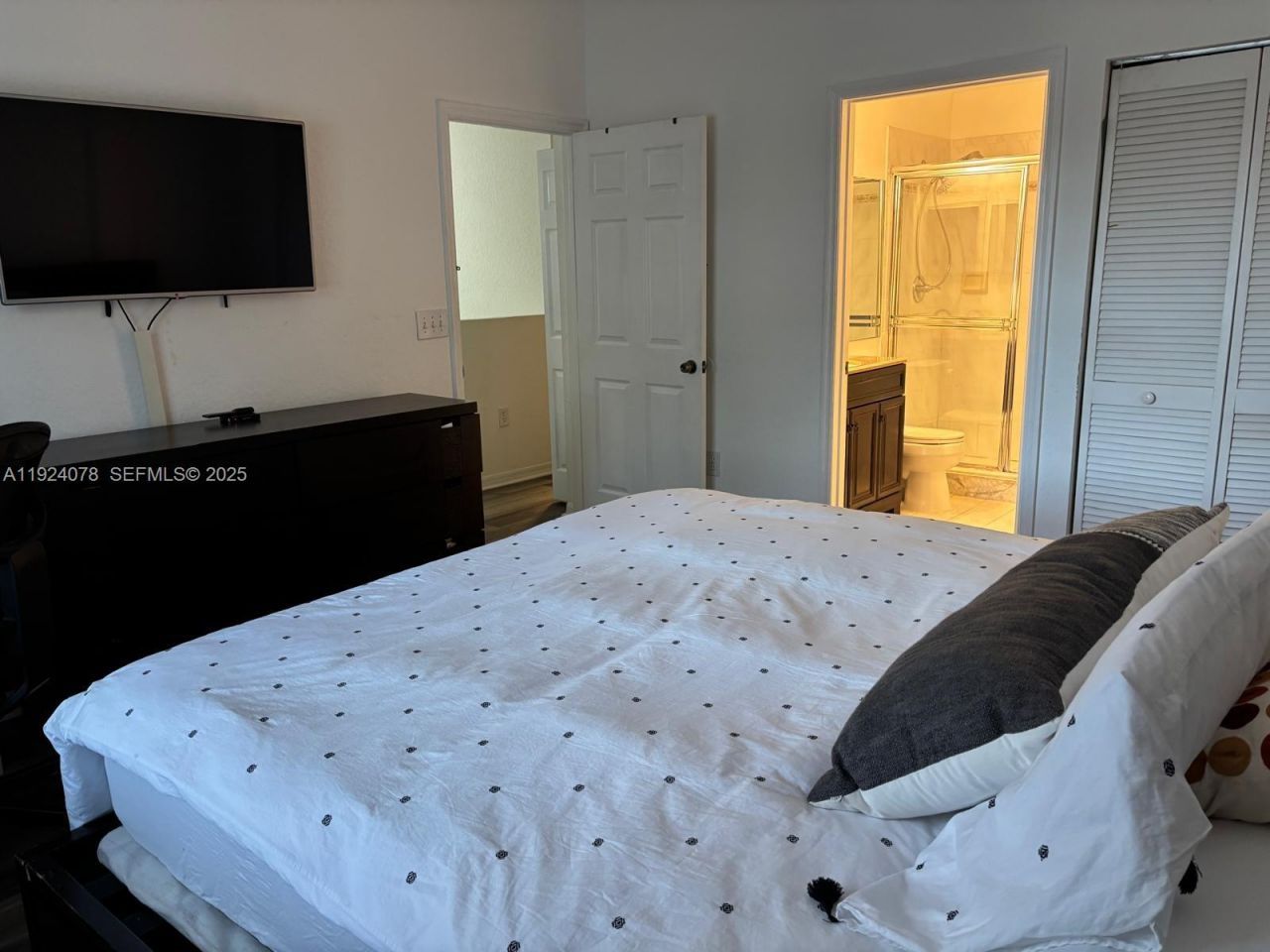 5332 NW 89th Ave, Sunrise, FL 33351 Photo