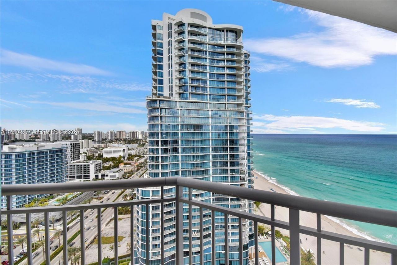 17375 Collins Ave, Unit 2706, Sunny Isles Beach, FL 33160 Photo