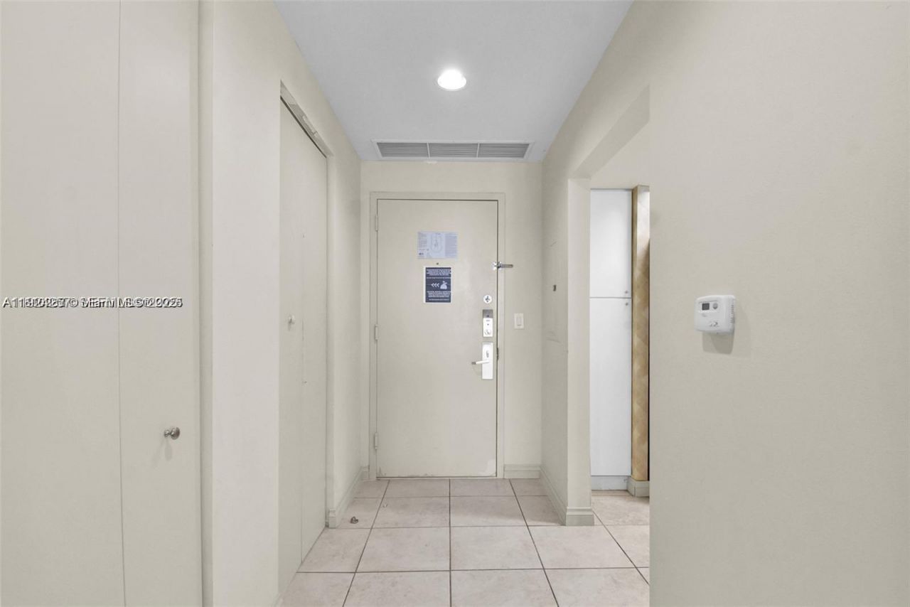 17375 Collins Ave, Unit 2706, Sunny Isles Beach, FL 33160 Photo