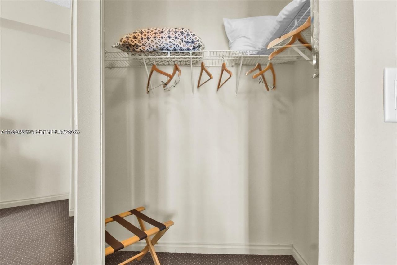 17375 Collins Ave, Unit 2706, Sunny Isles Beach, FL 33160 Photo