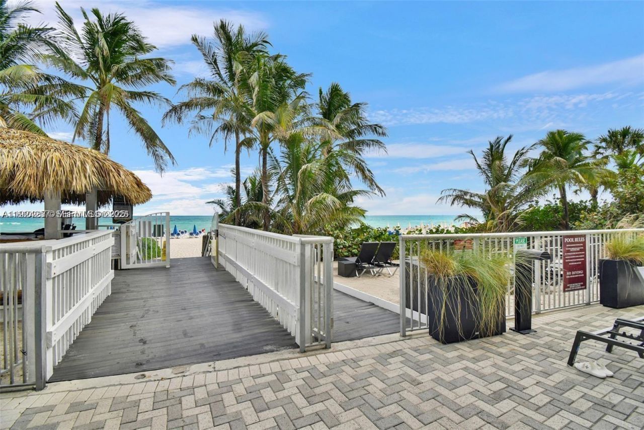 17375 Collins Ave, Unit 2706, Sunny Isles Beach, FL 33160 Photo