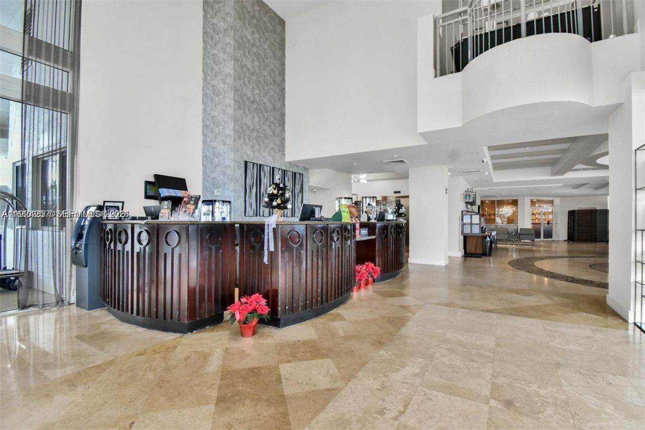 17375 Collins Ave, Unit 2706, Sunny Isles Beach, FL 33160 Photo