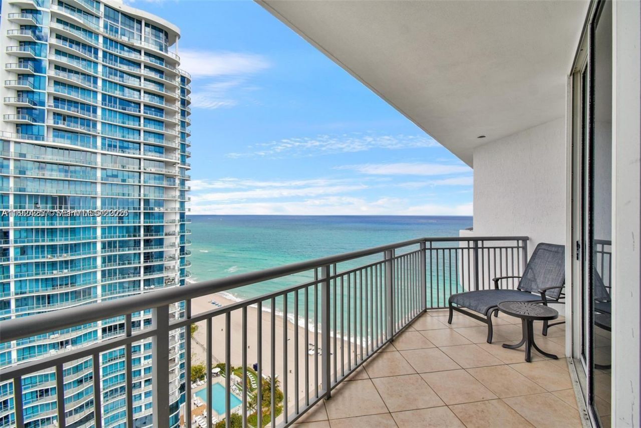 17375 Collins Ave, Unit 2706, Sunny Isles Beach, FL 33160 Photo
