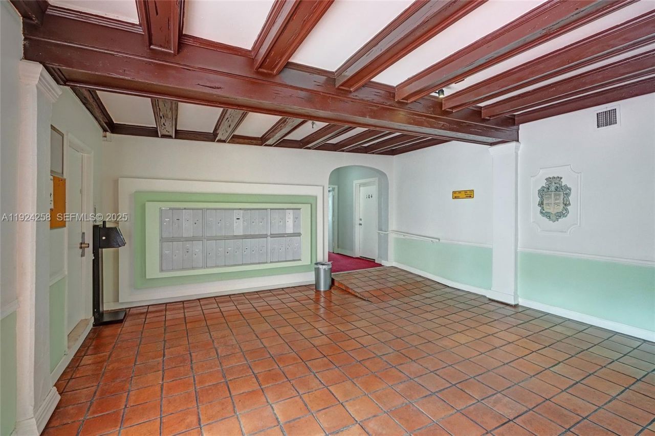 1200 Euclid Ave, Unit 108, Miami Beach, FL 33139 Photo