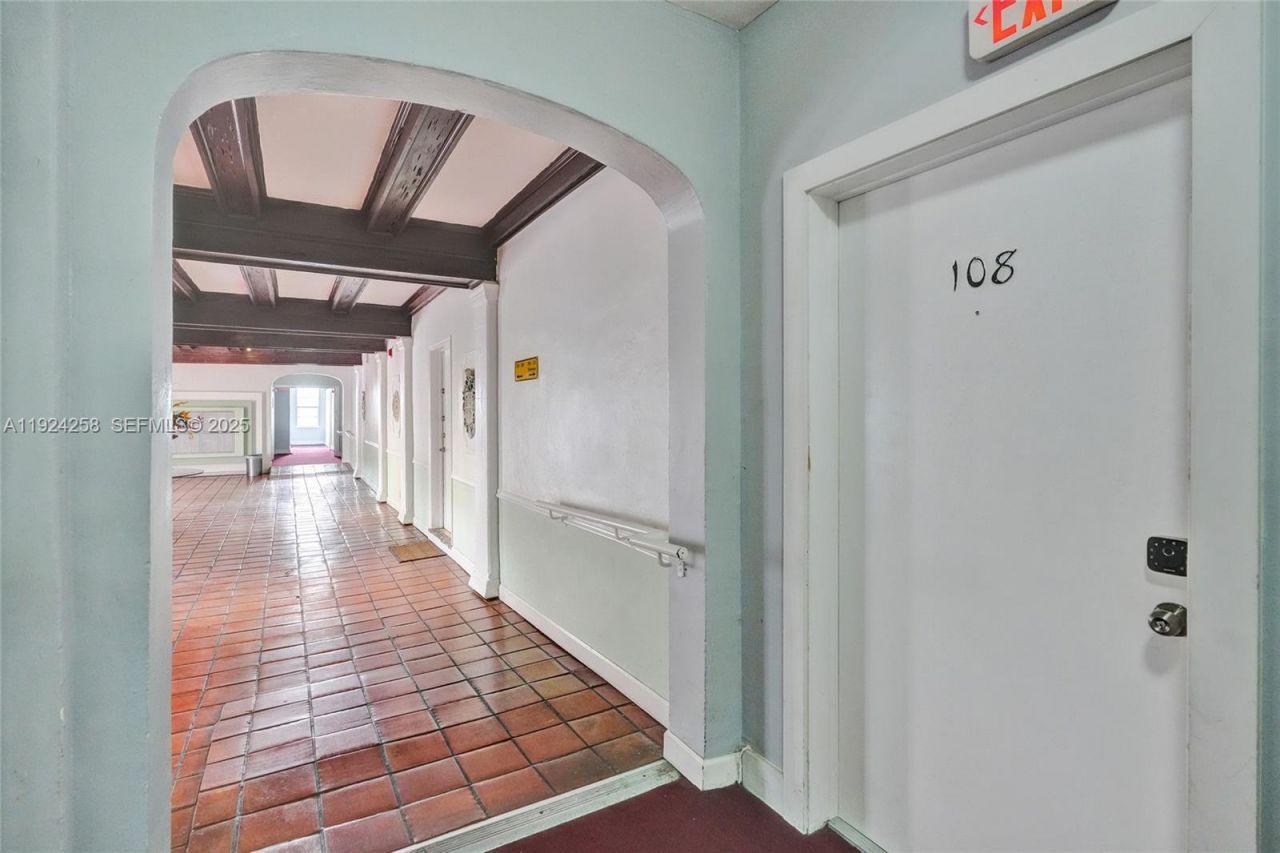1200 Euclid Ave, Unit 108, Miami Beach, FL 33139 Photo
