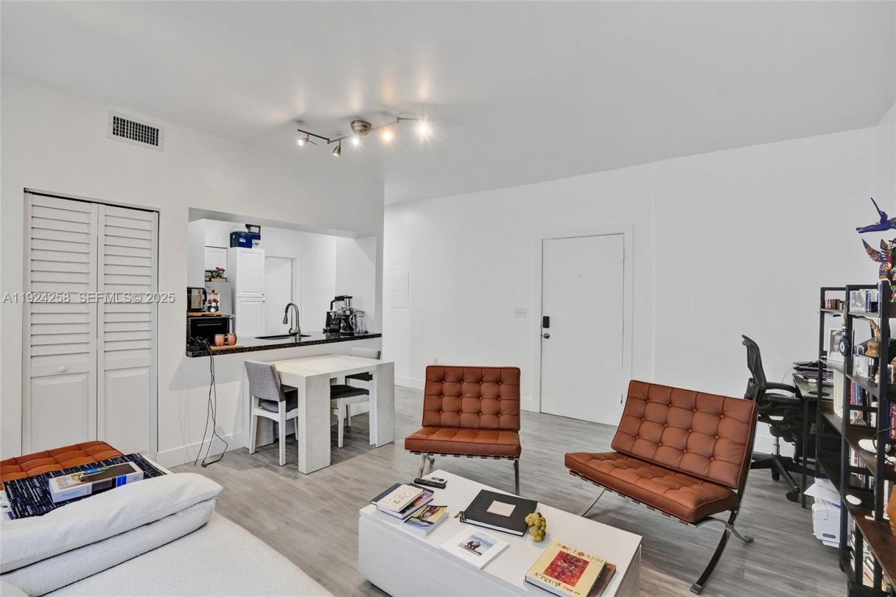 1200 Euclid Ave, Unit 108, Miami Beach, FL 33139 Photo