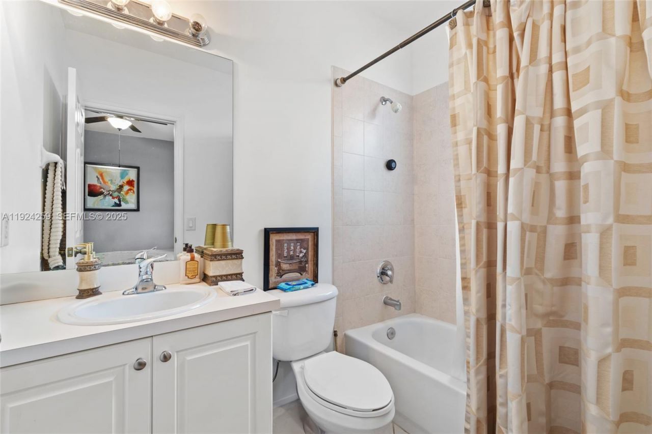 230 SE 29th Ave, Unit 12, Homestead, FL 33033 Photo