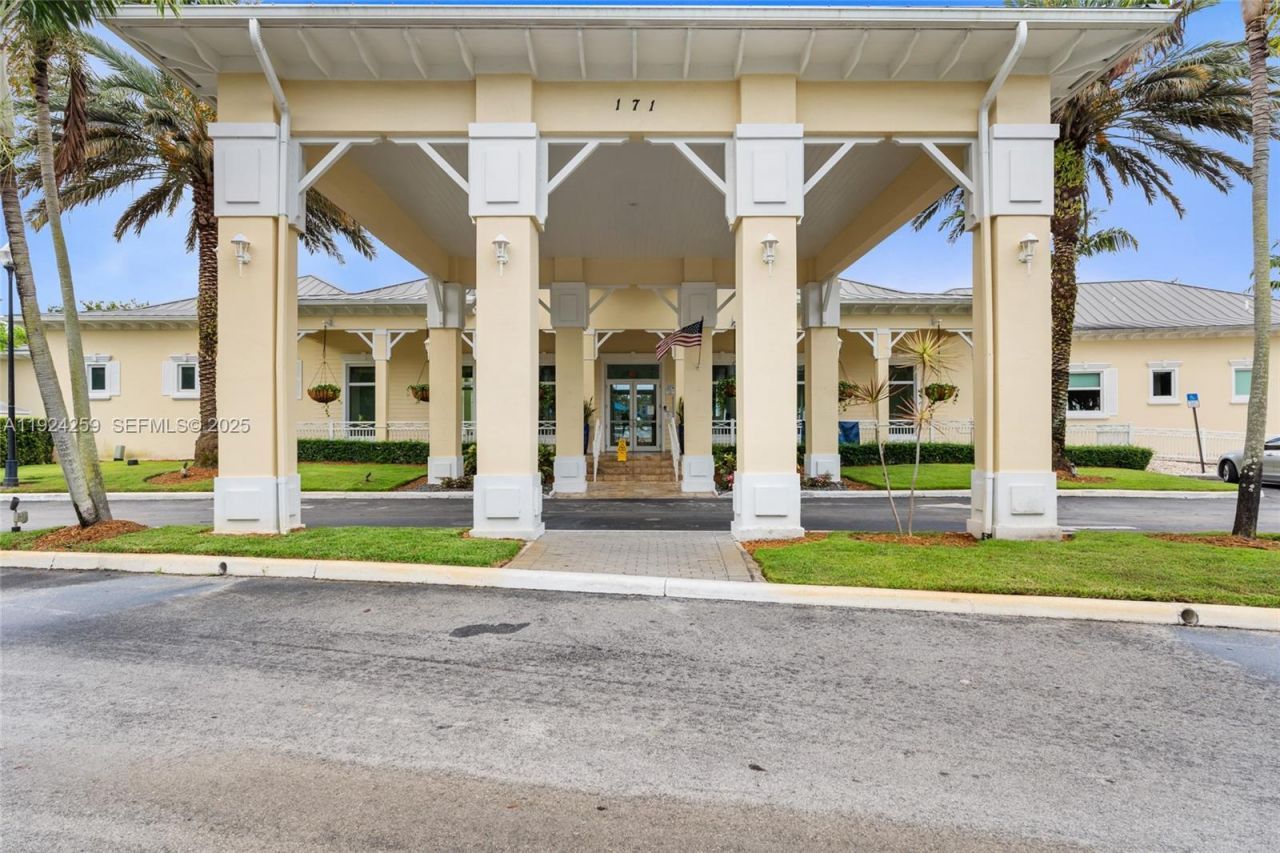 230 SE 29th Ave, Unit 12, Homestead, FL 33033 Photo