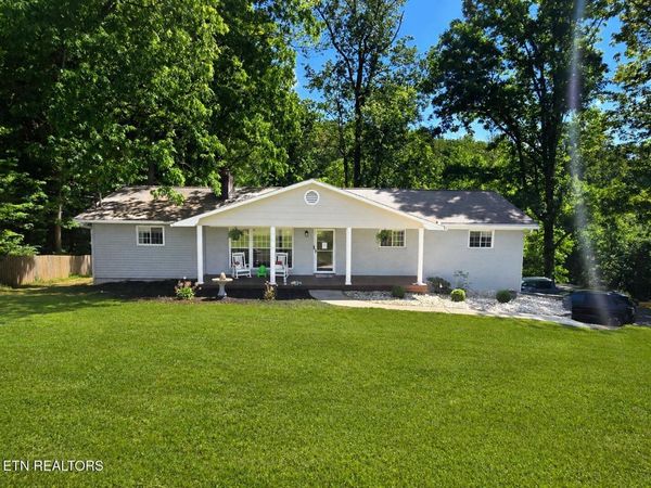 340 Blacksferry Rd, Knoxville, TN 37931