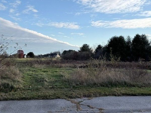 13 Kelley Road, Mendon, MA 01756