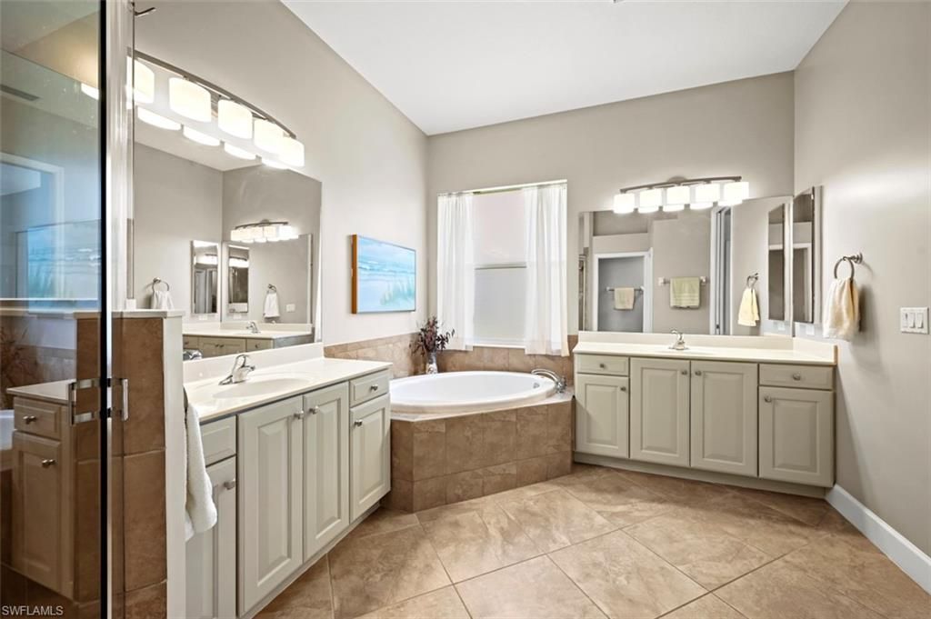 13592 Troia Dr, Estero, FL 33928 Photo