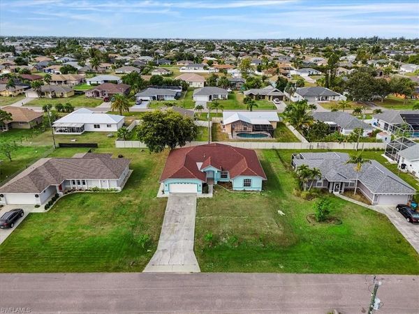 1324 SW 8th CT, CAPE CORAL, FL 33991