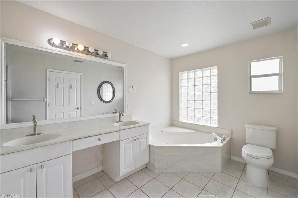 1324 SW 8th Ct, Cape Coral, FL 33991 Photo