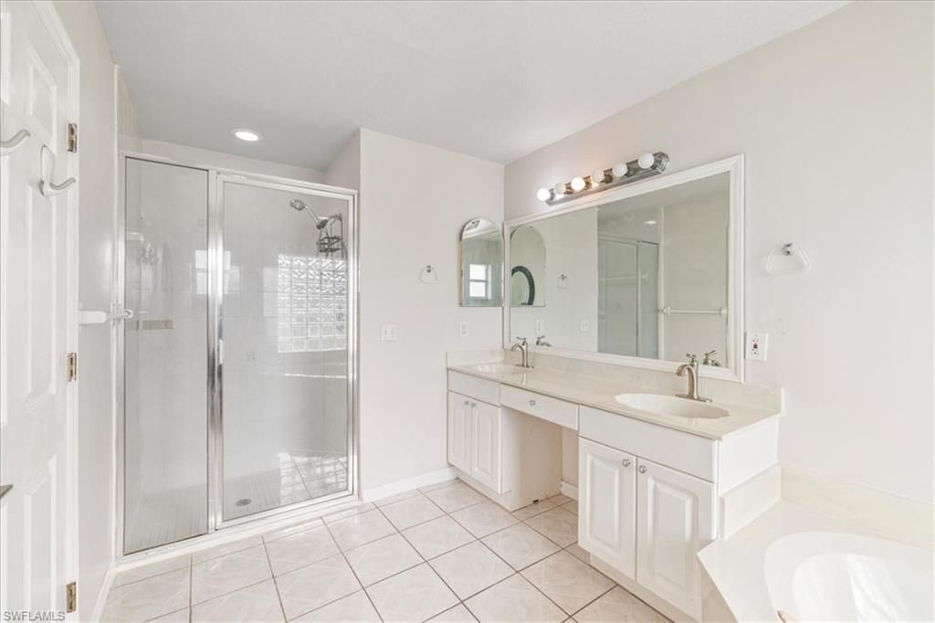 1324 SW 8th Ct, Cape Coral, FL 33991 Photo