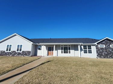 308 W Maple Street, Hooper, NE 68031