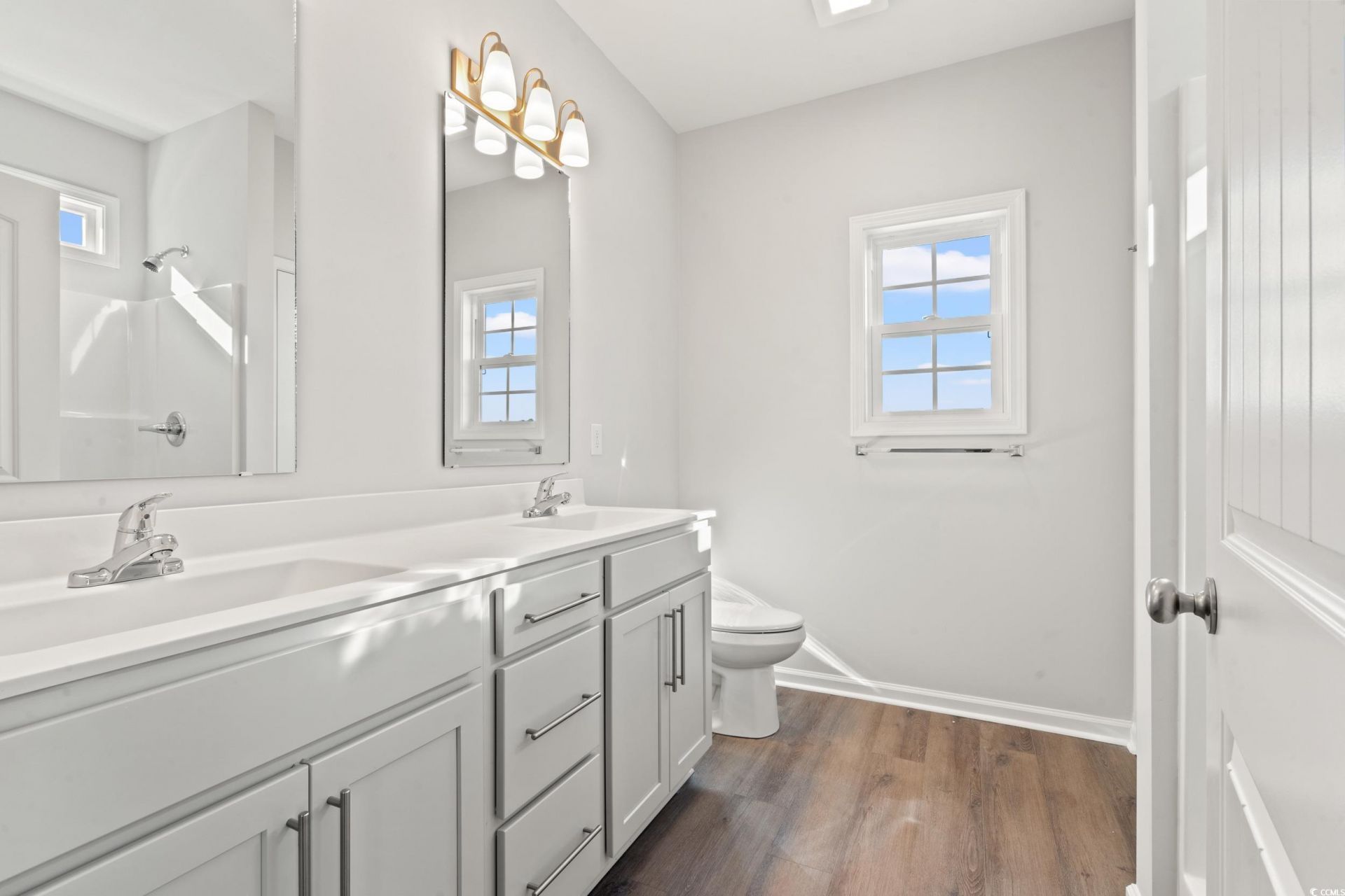 5145 Water Breeze Ct. Photo 9