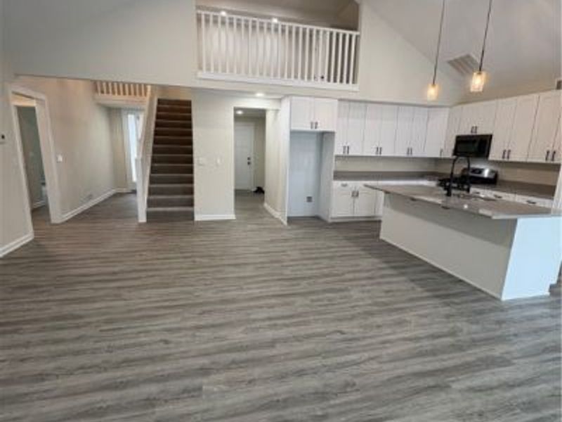 574 & 573 Thrush Drive, Roaming Shores, OH 44084 Photo 2